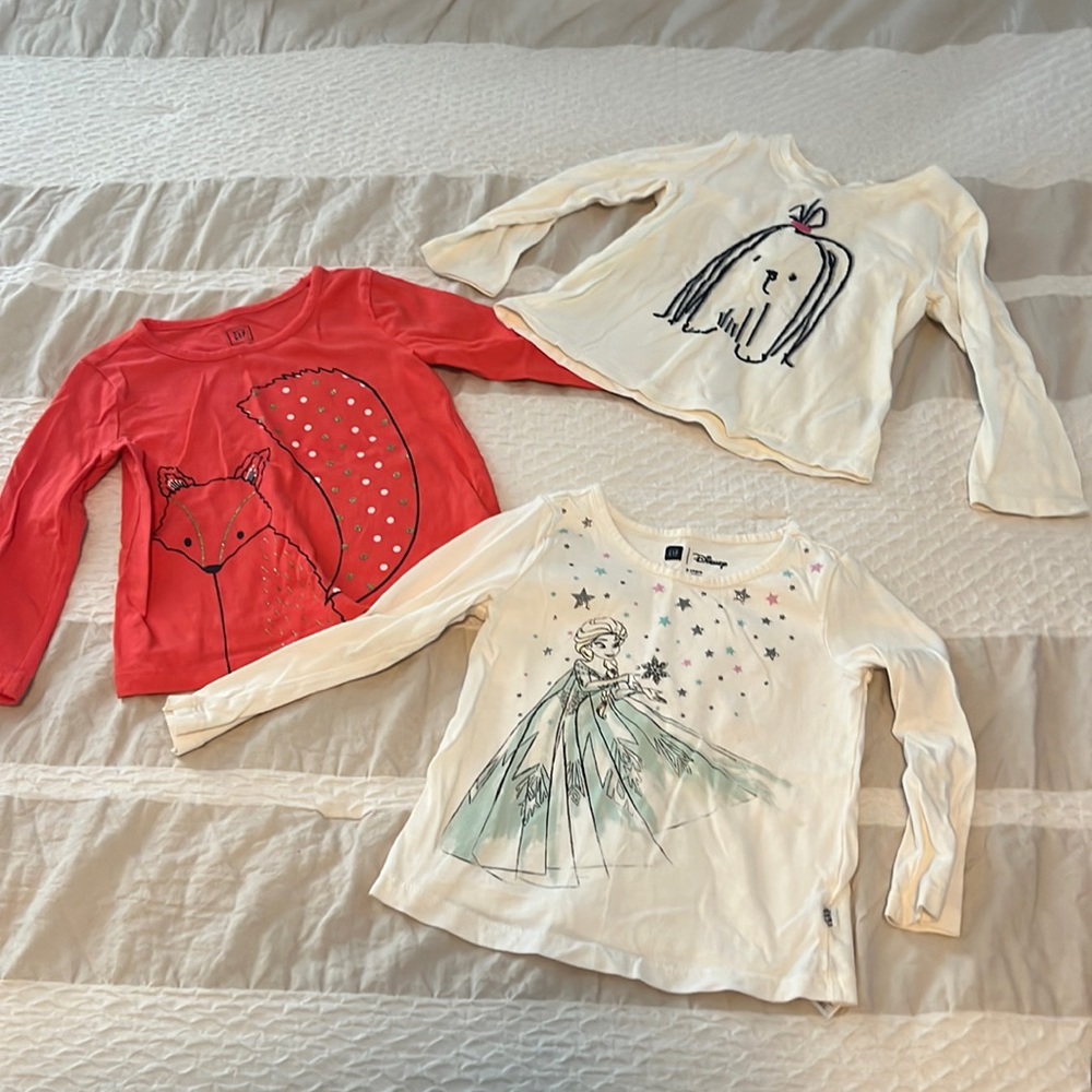 GAP long sleeve T-shirt’s with Elsa, puppy & fox graphics. Cute metallic details